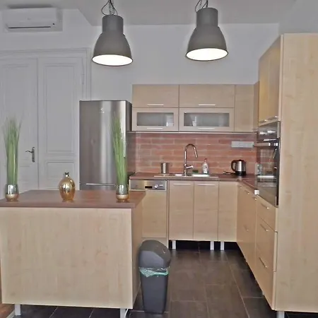 Gozsdu Entertainment District Apartment Budapest
