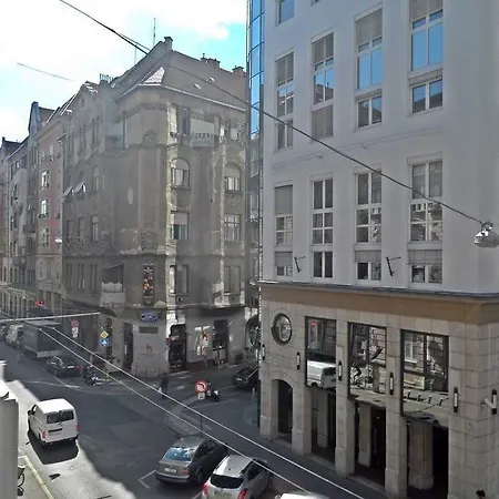 Apartment Gozsdu Entertainment District *