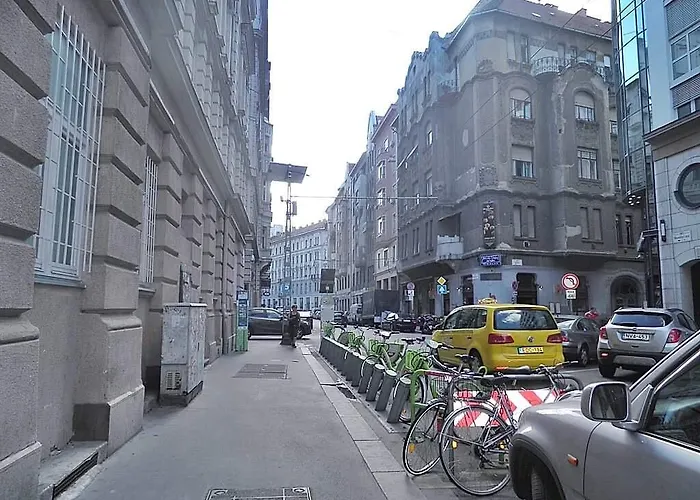Gozsdu Entertainment District